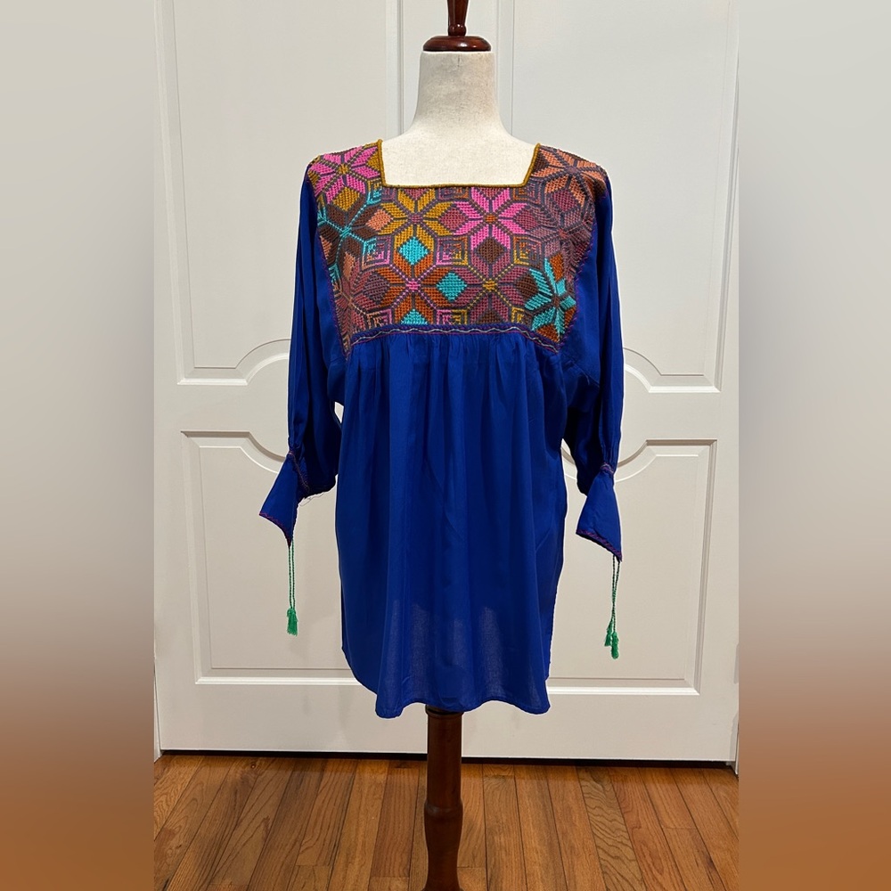 Mexican blouse with 100% hand Cross-stitch Embroidered, Chiapas artisan top.